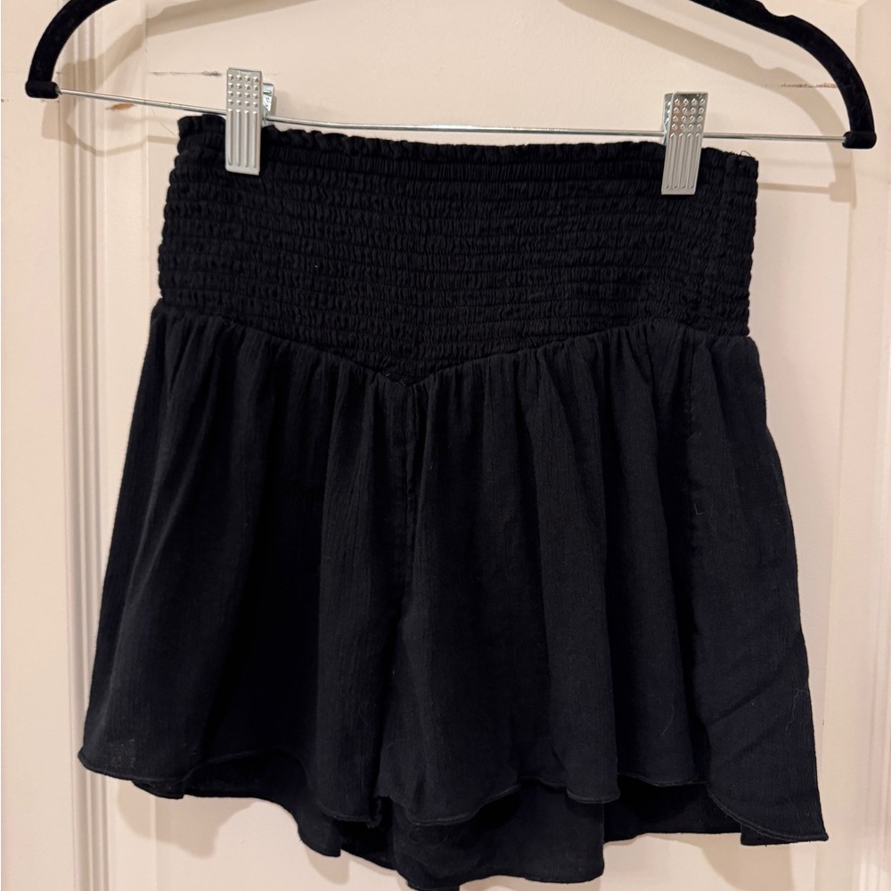 Aerie black shorts size XS DRESSY CUTE!